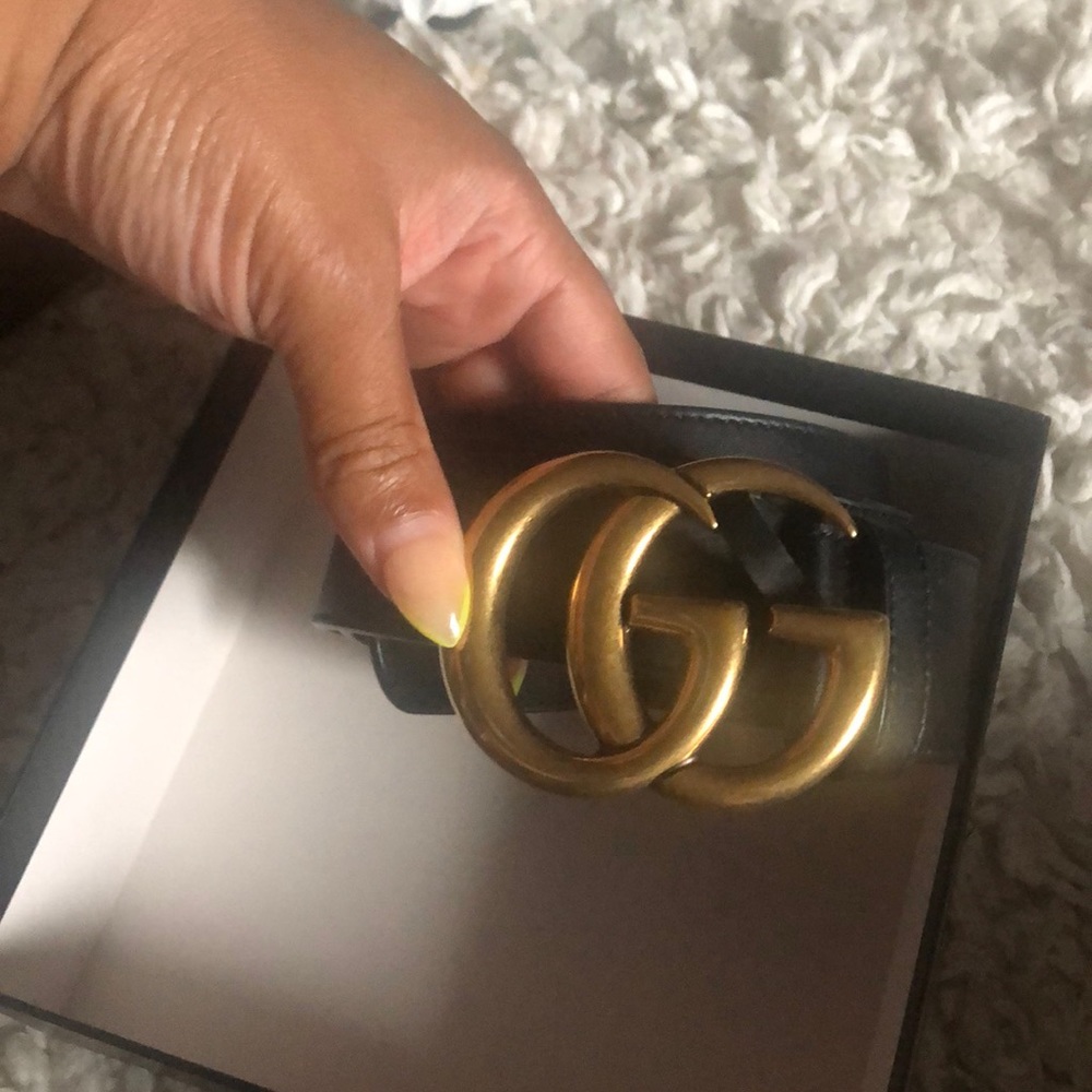 Gucci belt size 34 Gold Hardware Slight bend